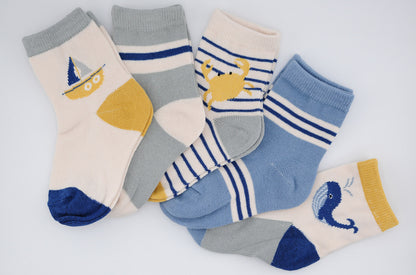 5 Paar zauberhafte Socken